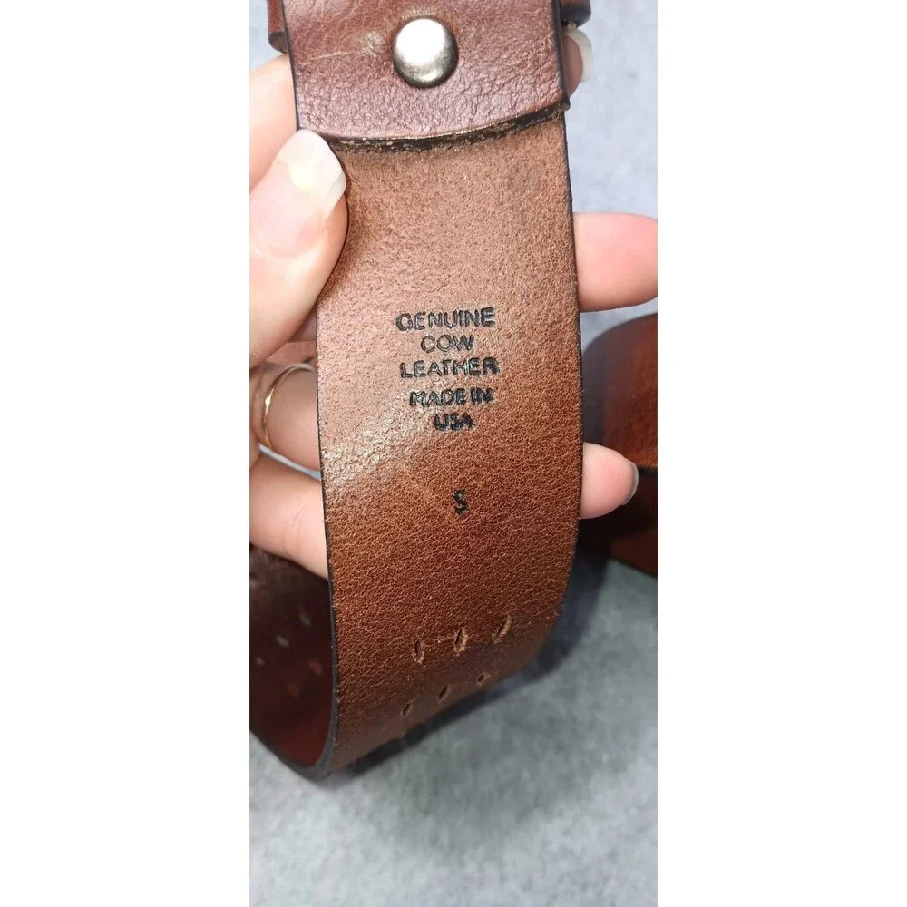Gap Eyelet Brown Leather Belt Made in USA Genuine Cowhide Size S Casual Work